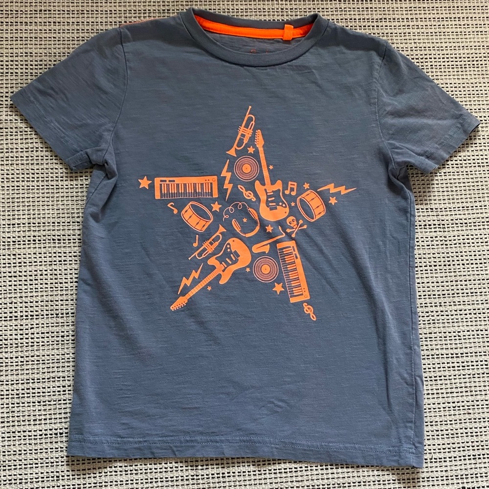 🎵 Mini Boden Kids Music Tee. Size 8-9Y
